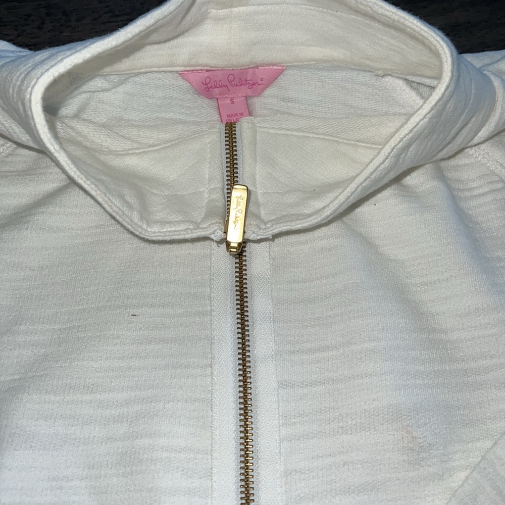 Lilly Pulitzer Textured Popover - Picture 2 of 3